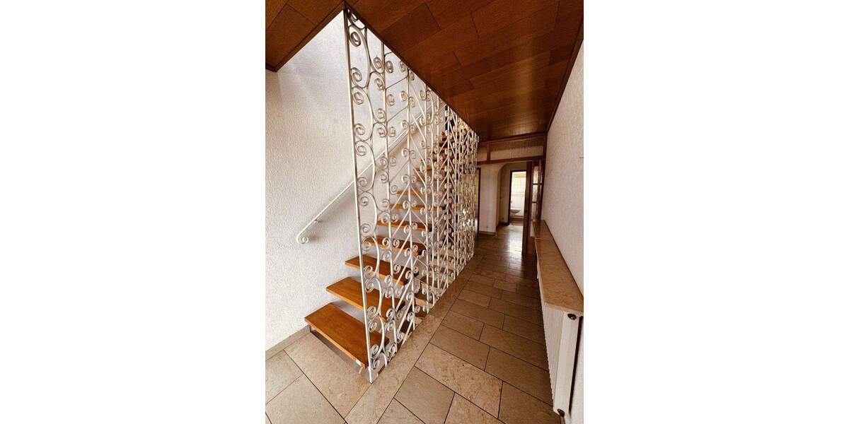 Einfamilienhaus Büdingen Diebach - 8 Zimmer, 178 m&sup2;, 409.000&euro; | Angebot:25751205