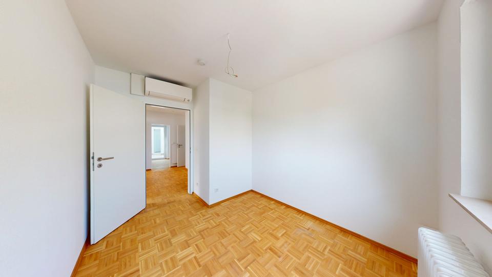 Einfamilienhaus Frankfurt am Main Nord-West - 5 Zimmer, 163 m&sup2;, 2.800&euro; | Angebot:25866995