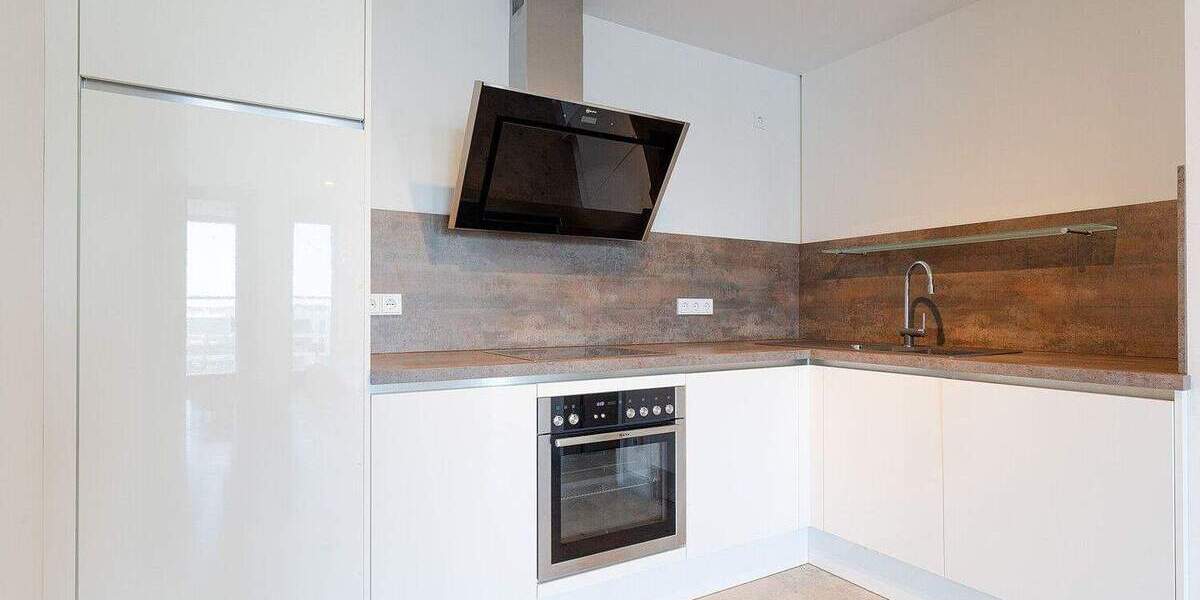 Etagenwohnung Frankfurt am Main Sachsenhausen - 2 Zimmer, 77 m&sup2;, 2.200&euro; | Angebot:25968527