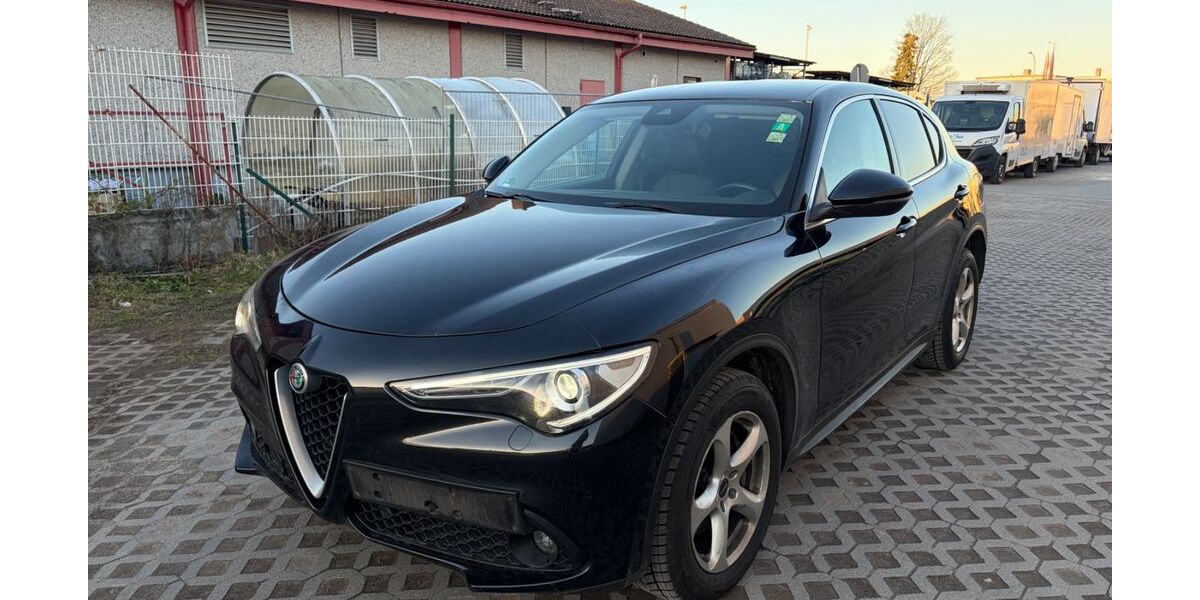 Alfa Romeo Stelvio 270.000 km 11.900 &euro; Dietzenbach 63128
