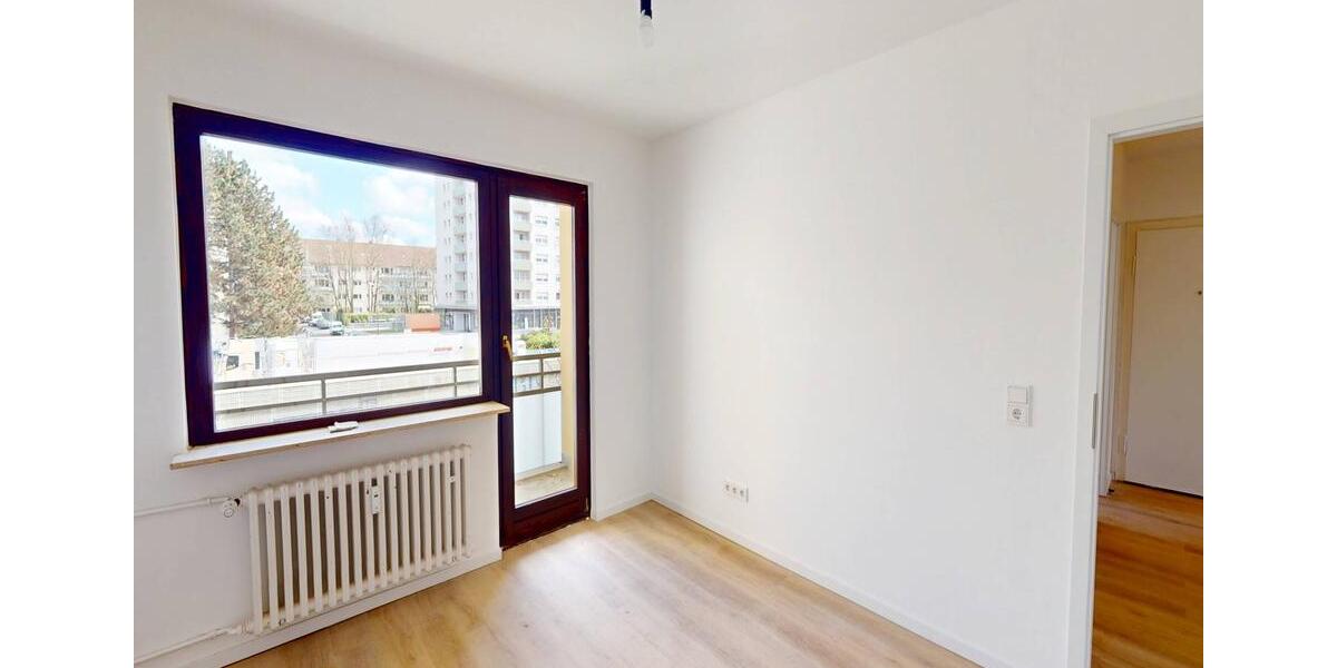 Etagenwohnung Frankfurt am Main Ginnheim - 3 Zimmer, 77 m&sup2;, 1.587&euro; | Angebot:25892259