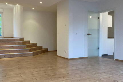 Wohnung Frankfurt am Main Niederrad - 4 Zimmer, 133 m&sup2;, 2.000&euro; | Angebot:26819957