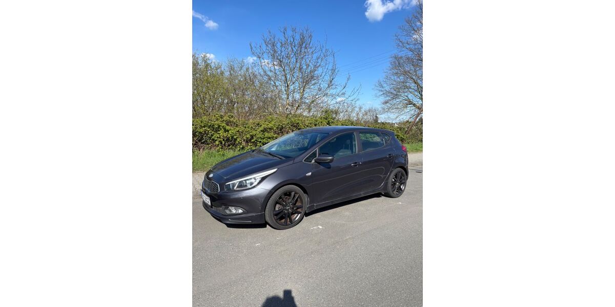 Kia ceed / Ceed 68.000 km 7.600 &euro; Mühlheim 63165