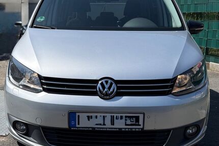 VW Touran 170.000 km 7.999 &euro; Frankfurt am Main 60529