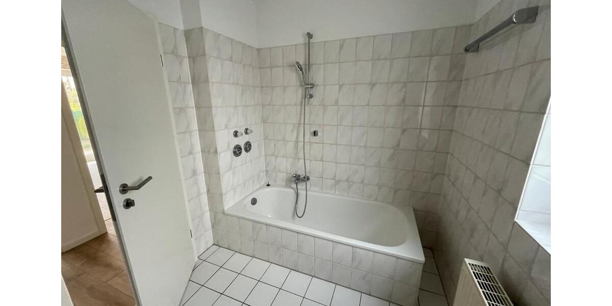 Erdgeschoßwohnung Bad Vilbel - 2.5 Zimmer, 65 m&sup2;, 325.000&euro; | Angebot:23370926