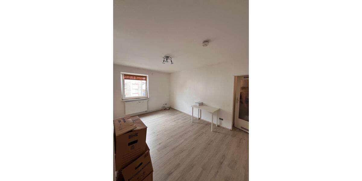 Etagenwohnung Hanau Großauheim - 3 Zimmer, 61 m&sup2;, 700&euro; | Angebot:26022152