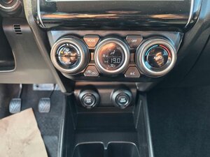 Suzuki Swift Comfort+*Tempomat*LED*TWW*Apple*Cam 47.120 km 15.440 &euro; Nidderau 61130