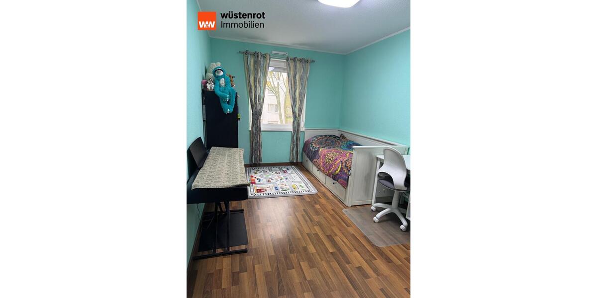 Etagenwohnung Steinbach (Taunus) - 4 Zimmer, 108 m&sup2;, 1.700&euro; | Angebot:25879612