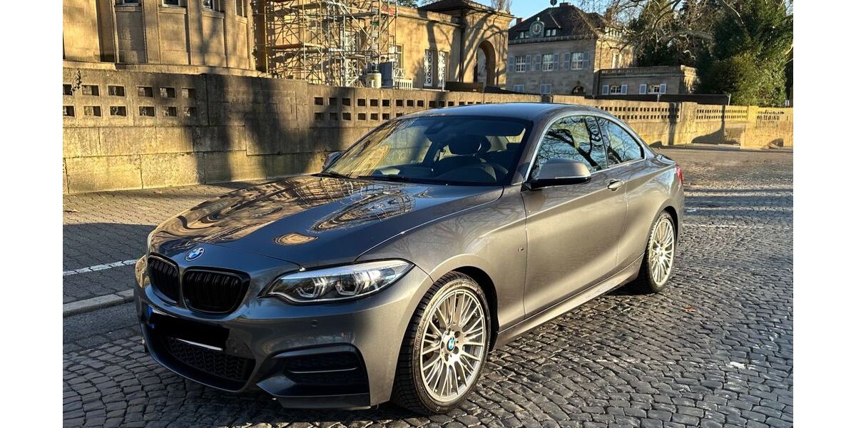 BMW M240i 95.000 km 32.799 &euro; Frankfurt 60320