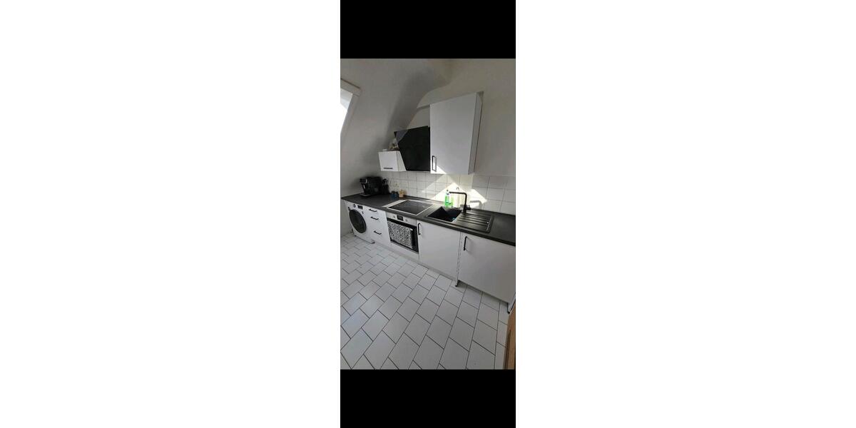 Dachgeschoßwohnung Offenbach am Main Buchrain - 3 Zimmer, 75 m&sup2;, 820&euro; | Angebot:25950854