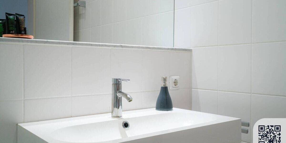 Etagenwohnung Frankfurt am Main Sachsenhausen - 2 Zimmer, 38 m&sup2;, 2.377&euro; | Angebot:25699537