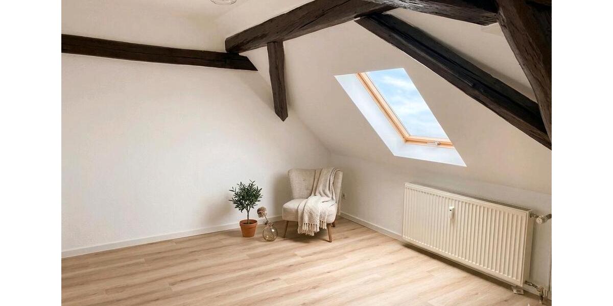 Dachgeschoßwohnung Friedberg (Hessen) - 3 Zimmer, 67 m&sup2;, 790&euro; | Angebot:25842035