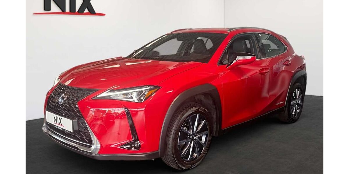 Lexus UX 19.985 km 27.970 &euro; Frankfurt 60314