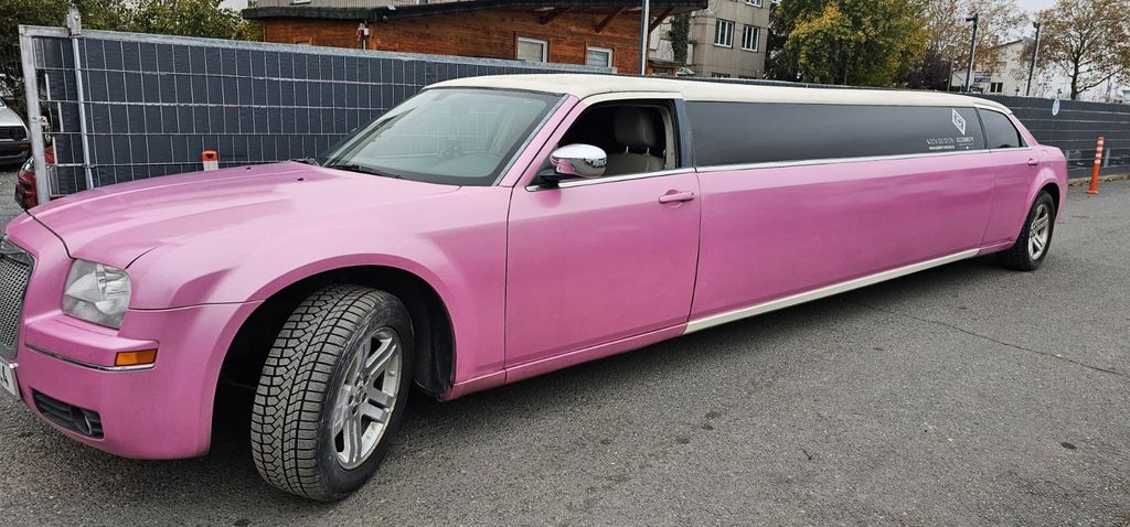 Chrysler 300C 130.500 km 16.900 &euro; Langen 63225
