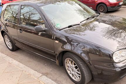 VW Golf 110.053 km 1.500 &euro; Frankfurt am Main 60326