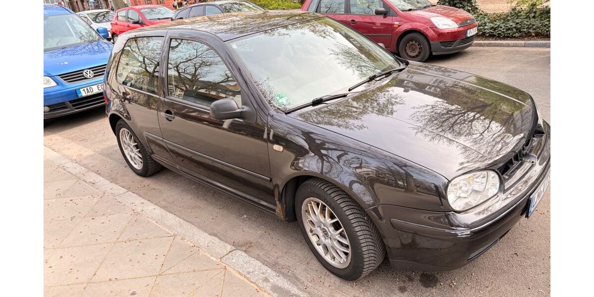 VW Golf 110.053 km 1.500 &euro; Frankfurt am Main 60326