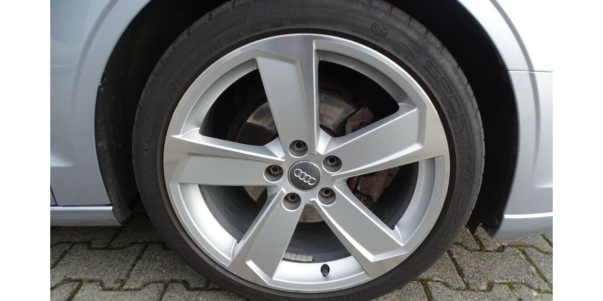 Audi A3 35 2,0l TDI S-Line Paket, Navi, Klimaauto., PDC 123.848 km 14.990 &euro; Rodgau 63110