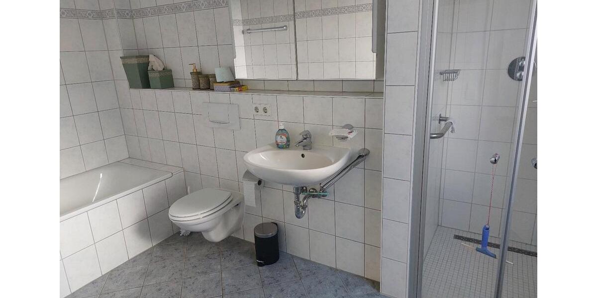 Terrassenwohnung Frankfurt am Main Bergen-Enkheim - 3 Zimmer, 120 m&sup2;, 1.950&euro; | Angebot:25977548