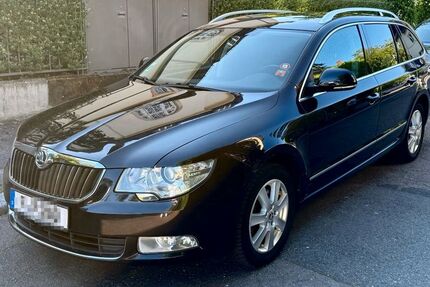 Skoda Superb 199.829 km 5.000 &euro; Frankfurt am Main 60594