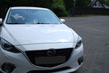 Mazda 3 124.731 km 11.000 &euro; Sailauf 63877