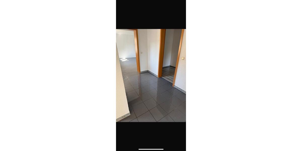 Etagenwohnung Ranstadt - 3 Zimmer, 70 m&sup2;, 700&euro; | Angebot:25900533
