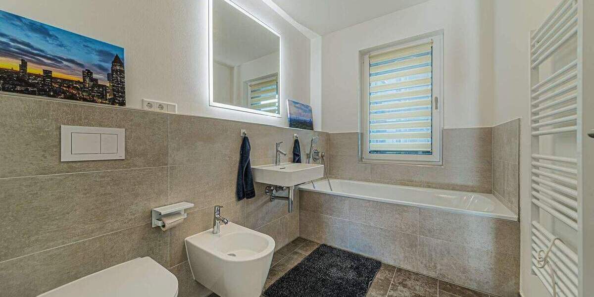 Etagenwohnung Frankfurt am Main Fechenheim - 2 Zimmer, 79 m&sup2;, 2.410&euro; | Angebot:25727282