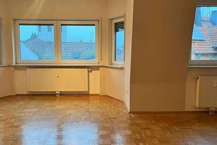 Wohnung Schöneck - 4 Zimmer, 109 m&sup2;, 290.000&euro; | Angebot:26363574