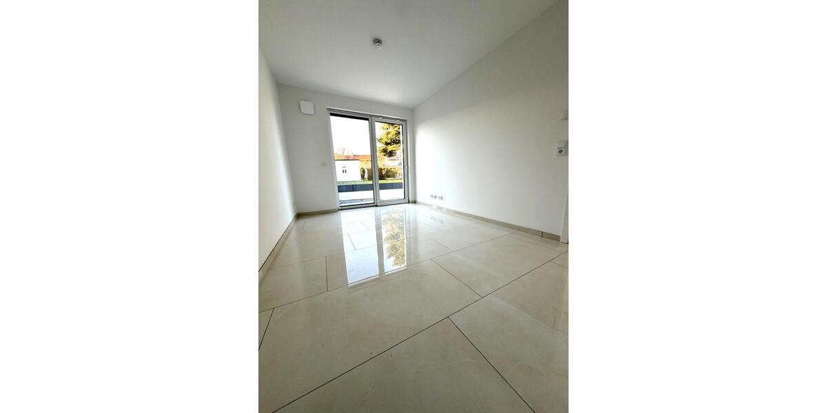 Einfamilienhaus Frankfurt am Main Eschersheim - 6 Zimmer, 177 m&sup2;, 3.700&euro; | Angebot:26418782