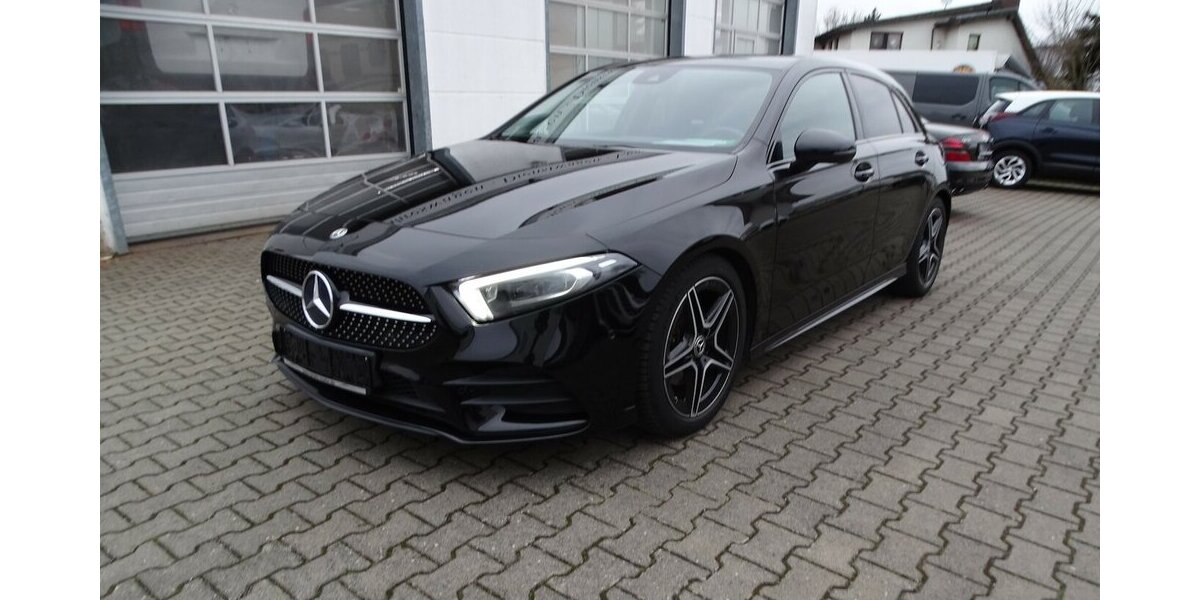 Mercedes-Benz A 200 AMG Line, Standheizung, Leder, Rückfahrkamer 145.252 km 17.990 &euro; Rodgau 63110