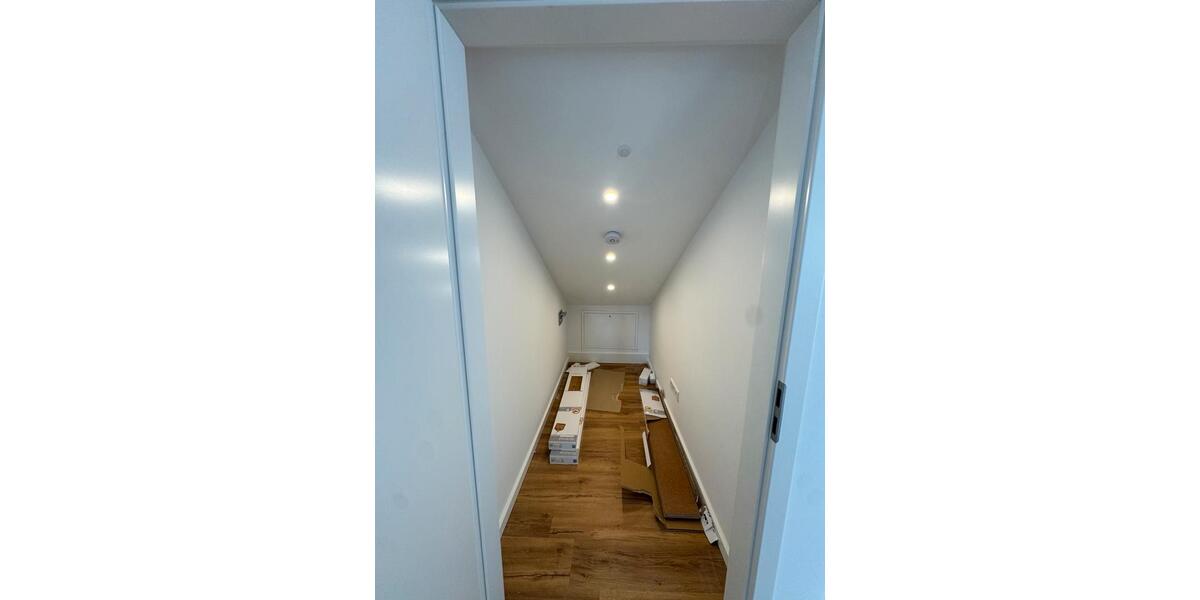Dachgeschoßwohnung Bad Soden am Taunus - 3 Zimmer, 75 m&sup2;, 1.500&euro; | Angebot:27564882