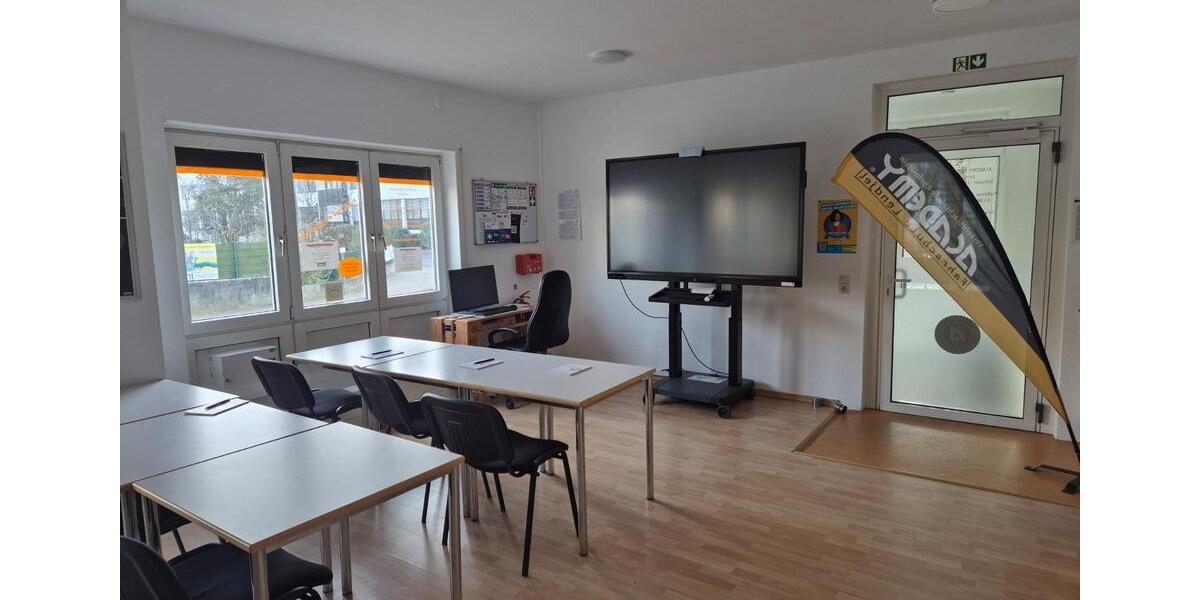 Gewerbeobjekt Friedrichsdorf - 1.371&euro; | Angebot:24851205