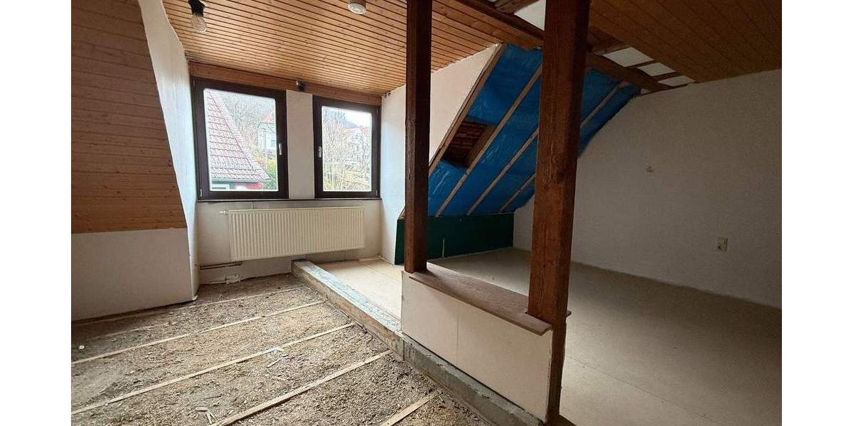 Einfamilienhaus Gelnhausen - 6 Zimmer, 125 m&sup2;, 115.000&euro; | Angebot:25685342