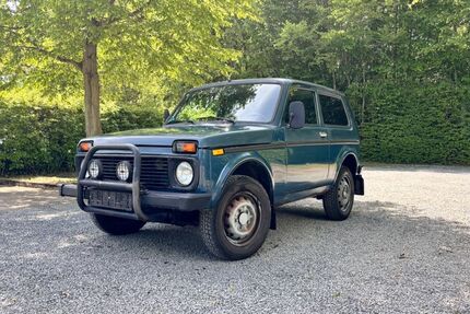 Lada Niva 80.000 km 2.490 &euro; Friedberg 61169