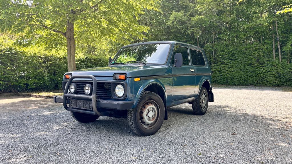 Lada Niva 80.000 km 2.490 &euro; Friedberg 61169