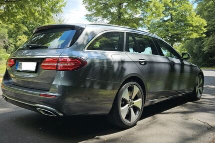 Mercedes-Benz E 400 142.500 km 23.000 &euro; Hanau 63450