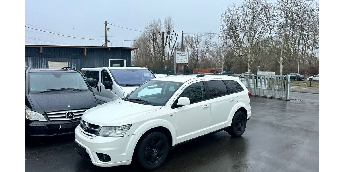 Fiat Freemont 205.000 km 4.999 &euro; Frankfurt am Main 60486