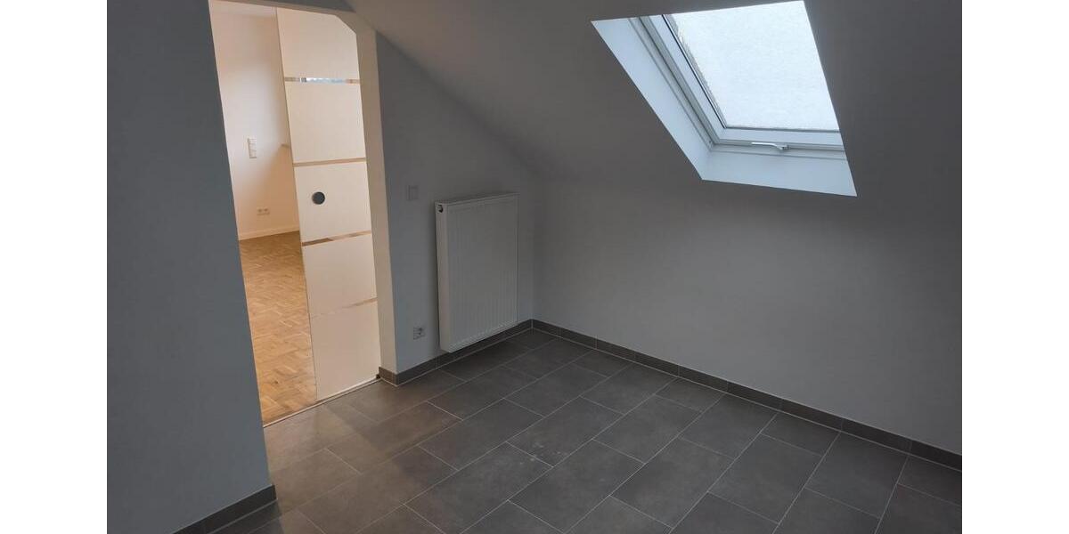 Etagenwohnung Mühlheim am Main - 3.5 Zimmer, 87 m&sup2;, 1.200&euro; | Angebot:25956838