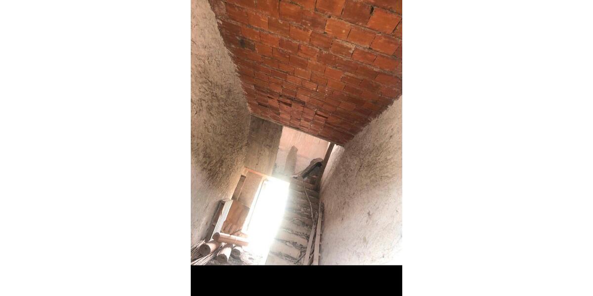 Einfamilienhaus Maintal - 8 Zimmer, 180 m&sup2;, 45.000&euro; | Angebot:25612556