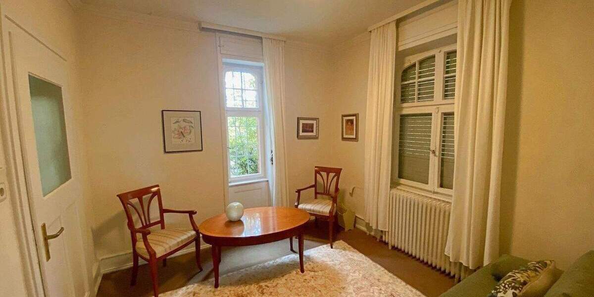 Mehrfamilienhaus, Wohnhaus Hainburg Hainstadt - 9 Zimmer, 320 m&sup2;, 330.000&euro; | Angebot:26027681
