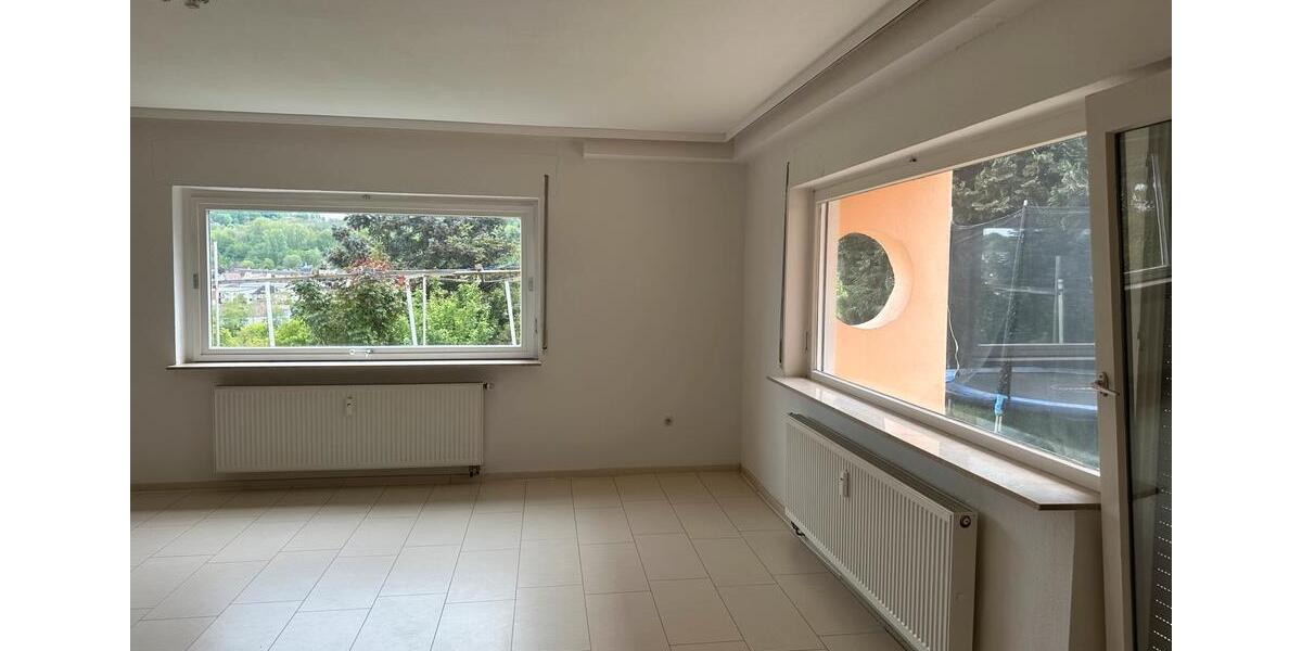 Erdgeschoßwohnung Ortenberg - 4 Zimmer, 120 m&sup2;, 900&euro; | Angebot:26479833