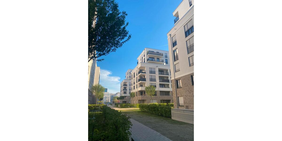 Etagenwohnung Frankfurt am Main Niederrad - 1 Zimmer, 50 m&sup2;, 700&euro; | Angebot:25893649