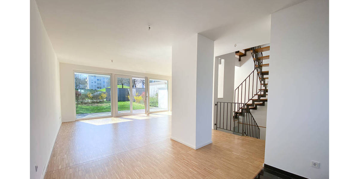 Reihenmittelhaus Bad Homburg Gonzenheim - 6 Zimmer, 169 m&sup2;, 1.100.000&euro; | Angebot:26542752