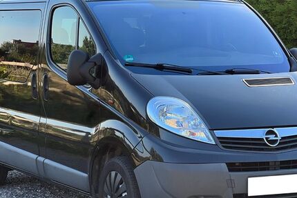 Opel Vivaro 180.000 km 6.500 &euro; Bad Vilbel 61118