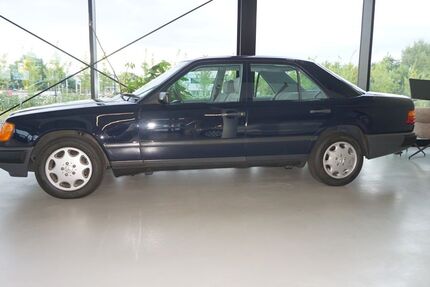 Mercedes-Benz E 260 238.000 km 16.900 &euro; Dietzenbach 63128