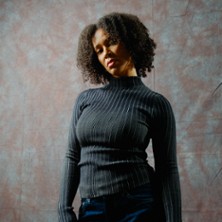 Luna Simao - Zwischen Zwei Welten Club Tour 2027 08.04.2027 Brotfabrik