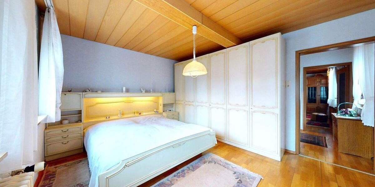 Einfamilienhaus Frankfurt am Main Nieder-Eschbach - 5 Zimmer, 96 m&sup2;, 360.000&euro; | Angebot:25663773