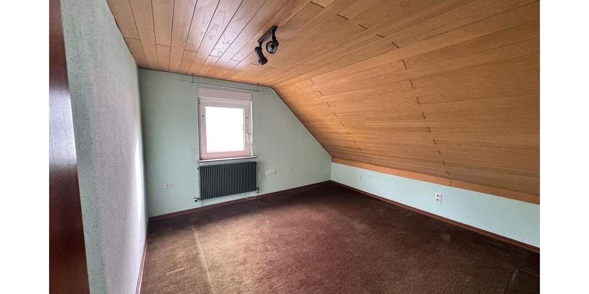 Einfamilienhaus Kleinostheim - 7 Zimmer, 128 m&sup2;, 420.000&euro; | Angebot:25756411