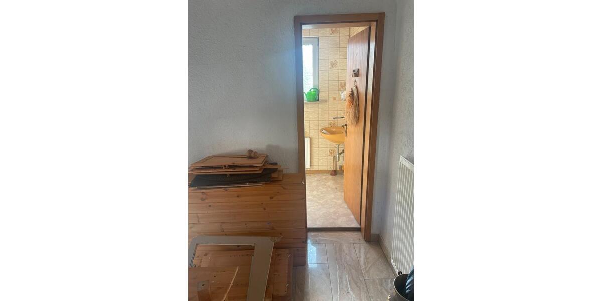 Doppelhaushälfte Frankfurt am Main Bonames - 8 Zimmer, 170 m&sup2;, 610.000&euro; | Angebot:26050197