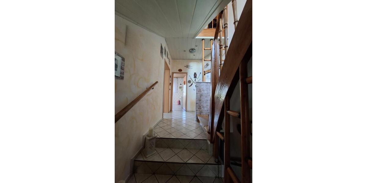 Doppelhaushälfte Schöllkrippen - 6 Zimmer, 136 m&sup2;, 293.000&euro; | Angebot:26001714