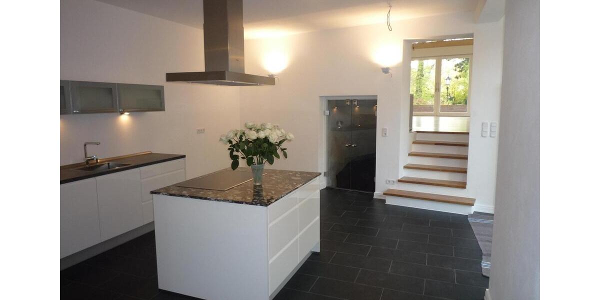 Einfamilienhaus Bad Soden am Taunus - 4 Zimmer, 150 m&sup2;, 3.500&euro; | Angebot:26629209